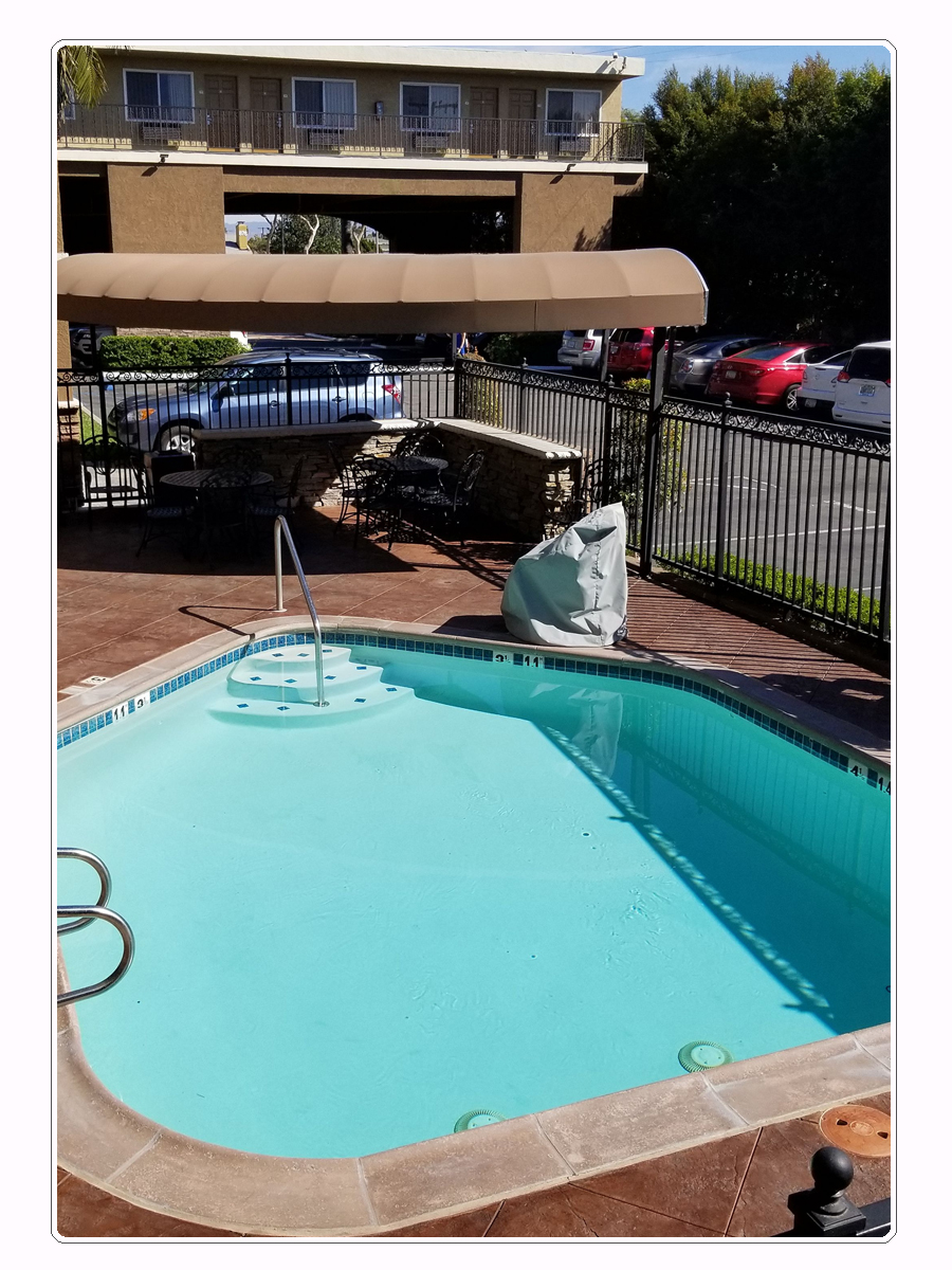 Quality Inn & Suites Maingate Anaheim Resort and Suites - Bathroom